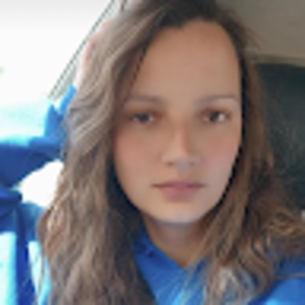 Meet your Posher, Nadia
